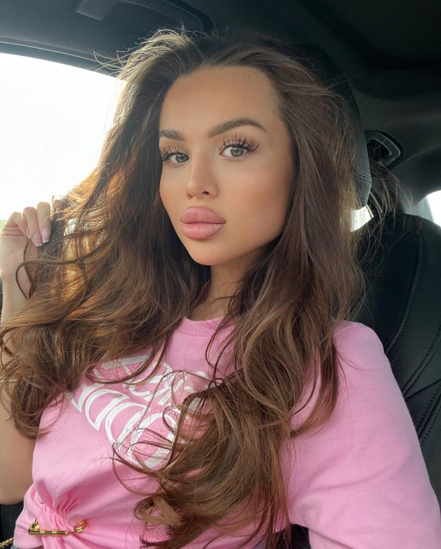 Ви - 23 лет, Москва